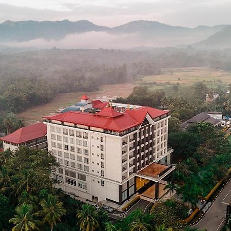 The Grand Mountain Hotel Matale Exterior photo