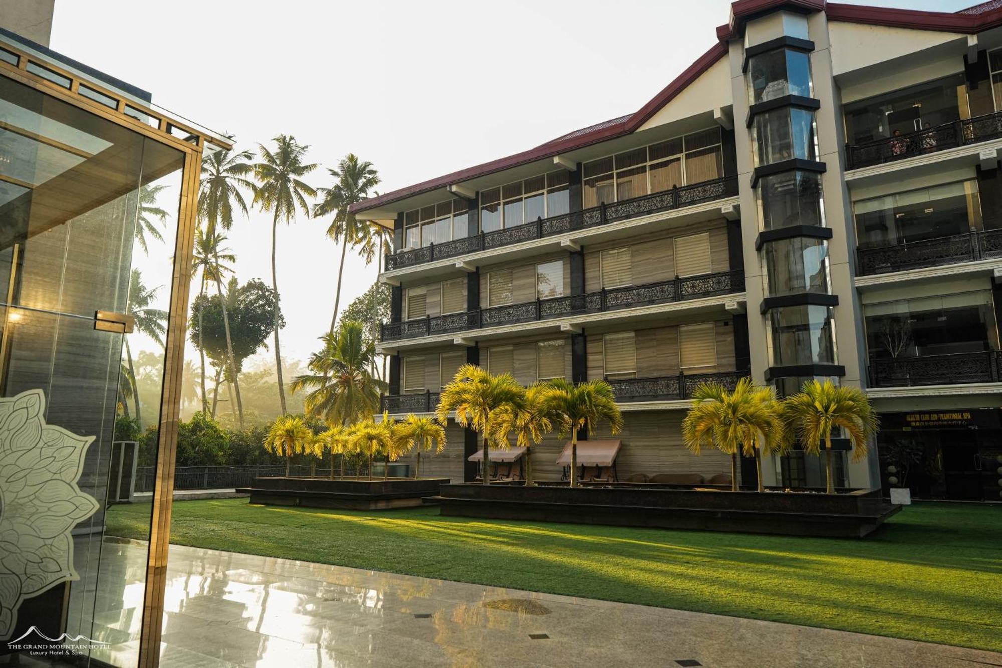 The Grand Mountain Hotel Matale Exterior photo